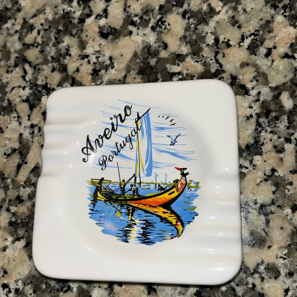 Vintage Aveiro Portugal Porcelain Ashtray, Cigar souvenir collectible